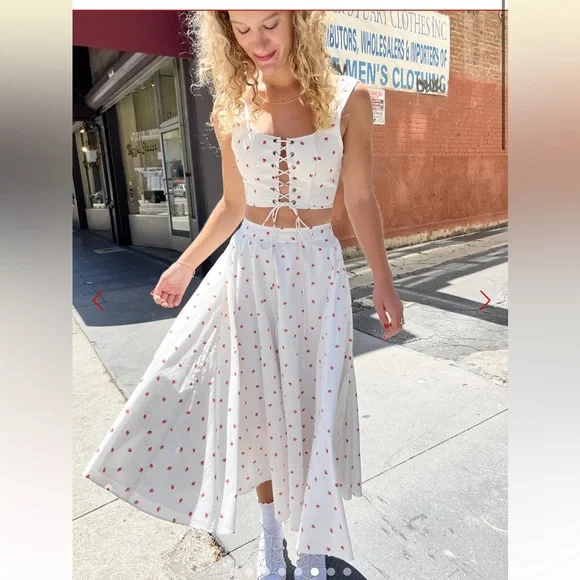 Lisa Says Gah Sangria Skirt - Picture 3 of 14